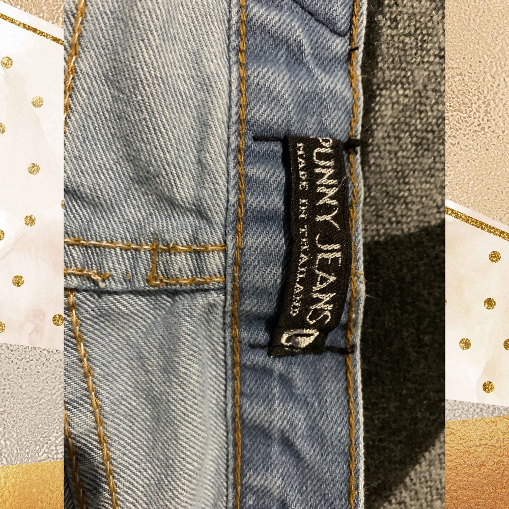 Jeans - Picture 2 of 3